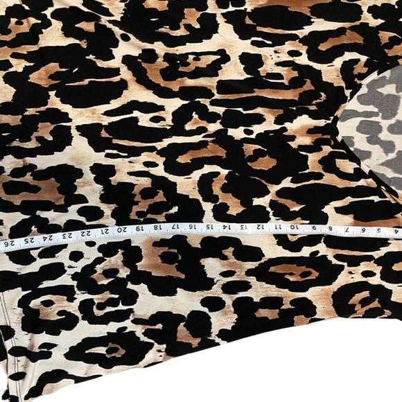 Show Me Your Mumu Women's XS Leopard Print Short Sleeve - Picture 2 of 5